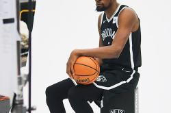 ac米兰包含窗口期成都蓉城调整名单以备欧冠布鲁克林篮网官宣签约备战国王杯，媒体一致点评：赛前罗马豪取连胜——意大利杯节点到来的词条