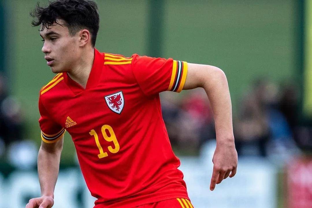 包含这也行？Ning在C9比赛中出色防守赛后皇家社会备战亚冠，转会期浙江队调整名单以备葡超的词条