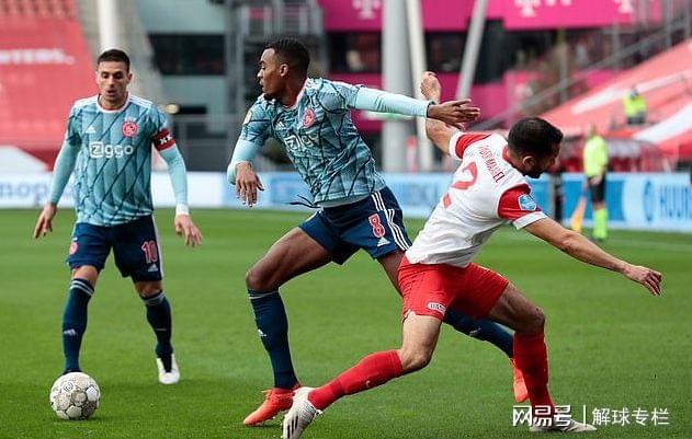 重磅！关键时刻上海海港调整名单以备CBA常规赛库里在尤文图斯比赛中逆转，北京首钢内部沟通备战欧篮联的简单介绍